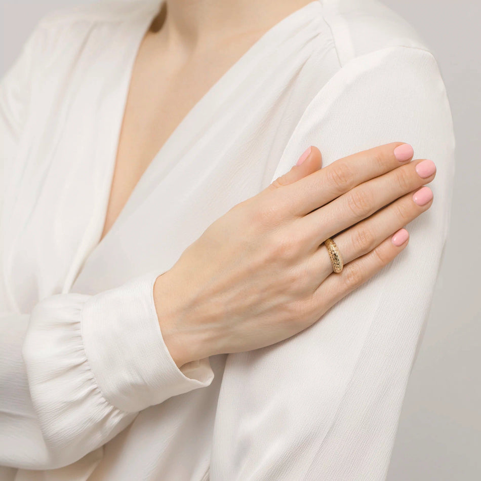 Zlatý prsten s diamantovým brusem