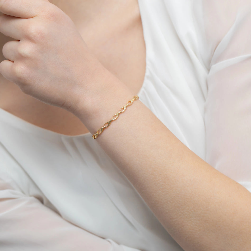 Gold Bracelet with Teardrops and Drops