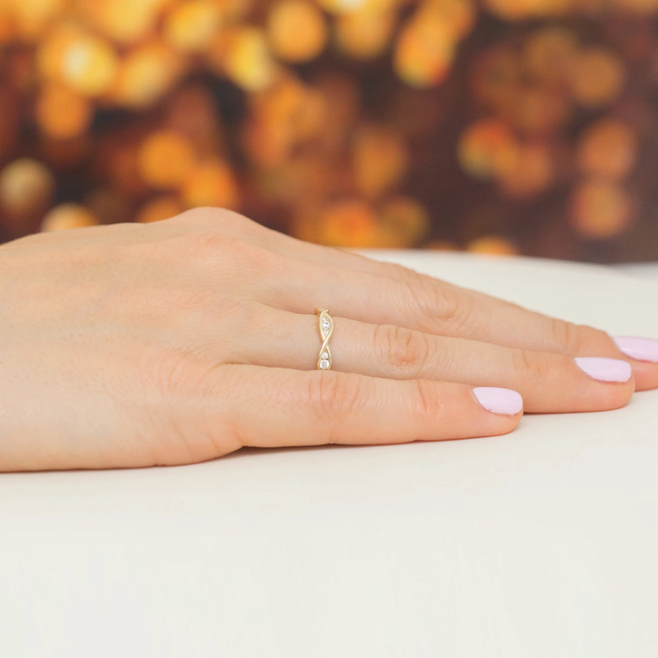 Gold-plated Silver Ring with Zirconia