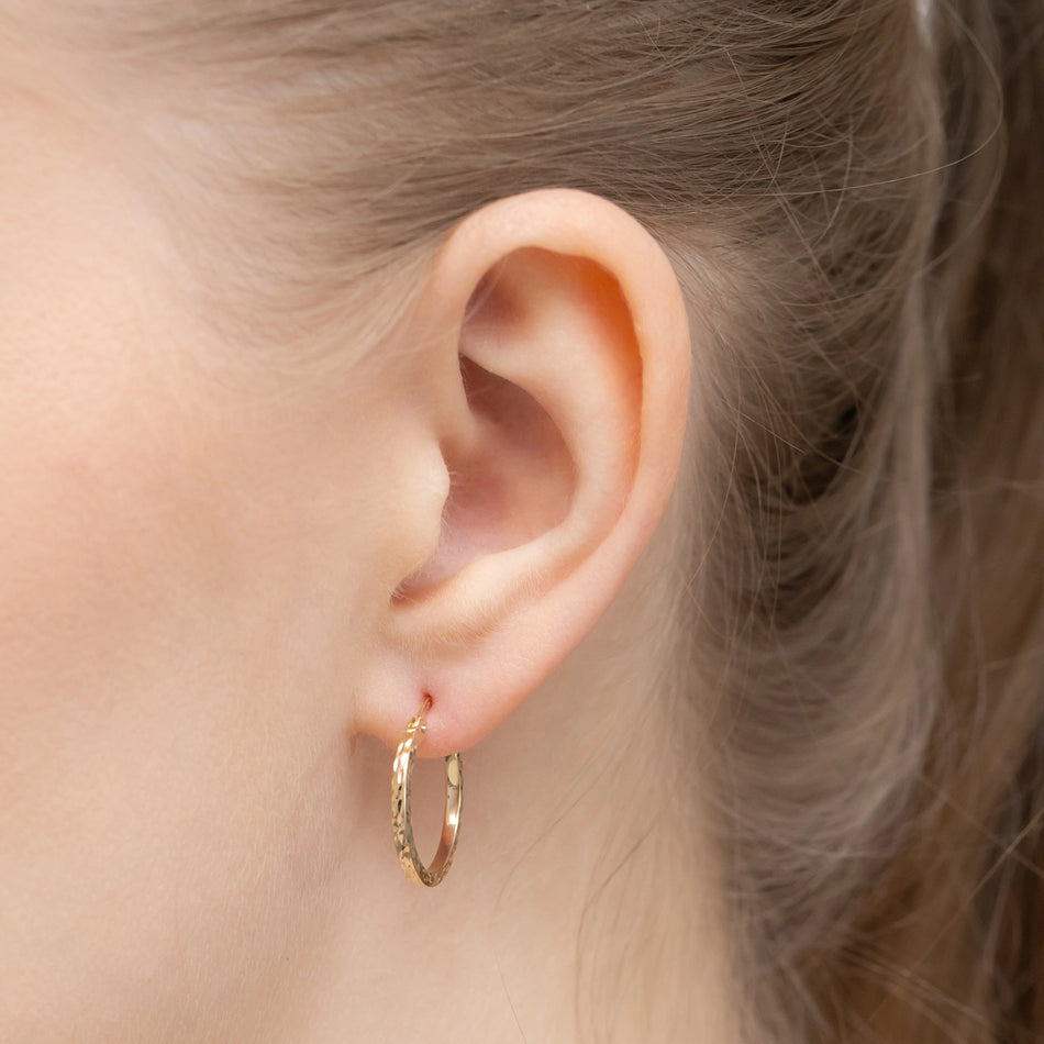 Zlaté kruhové zasouvací náušnice