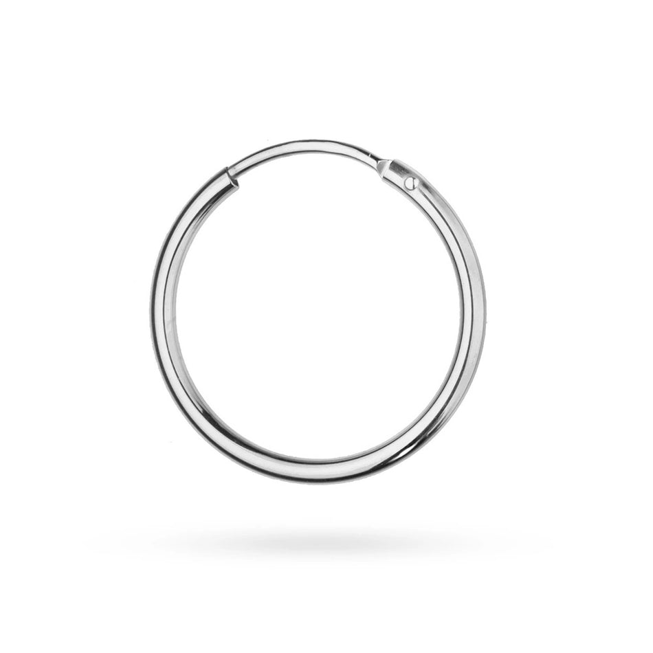 Jediný stříbrný kruhové zasouvací náušnice