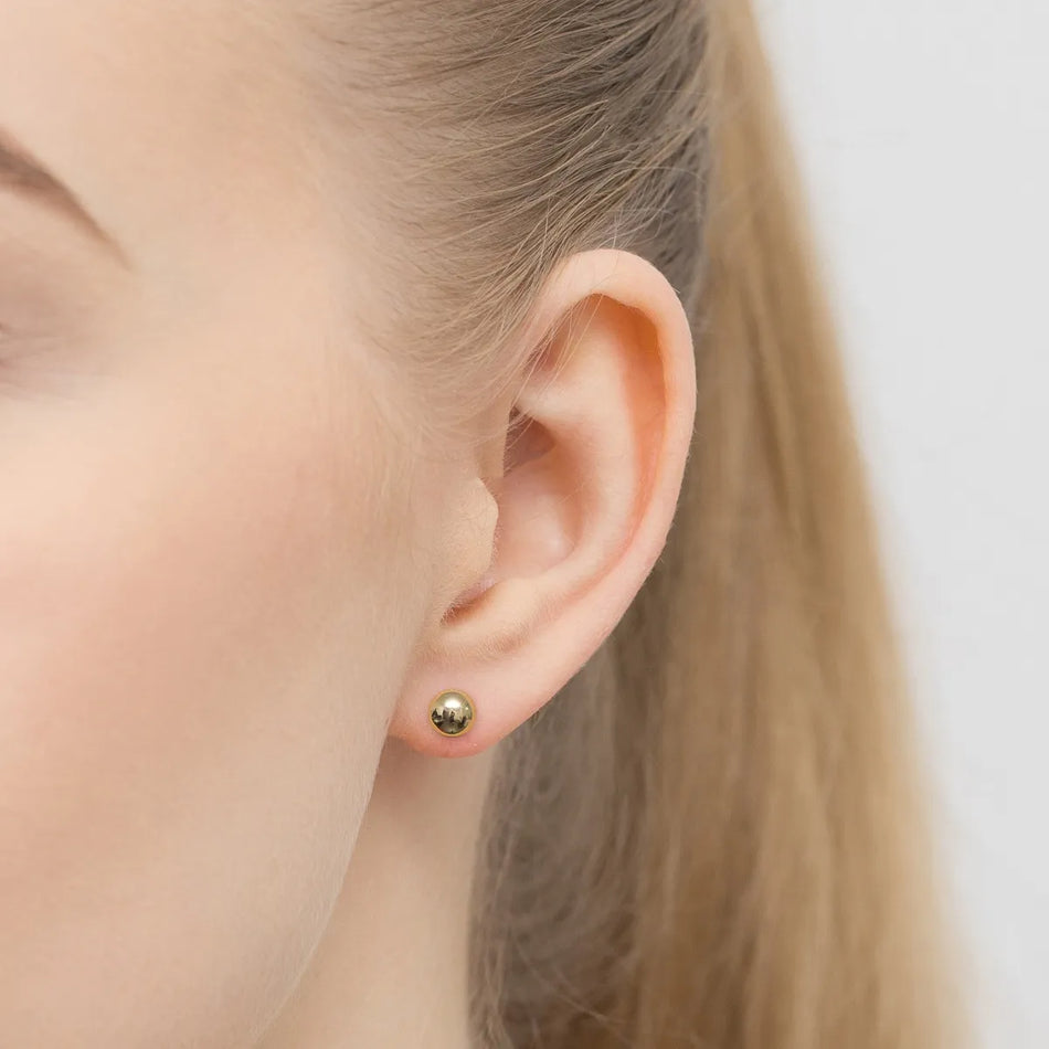 Klasický zlatý náušnice s jednou puzetou a korálkem 3-8mm