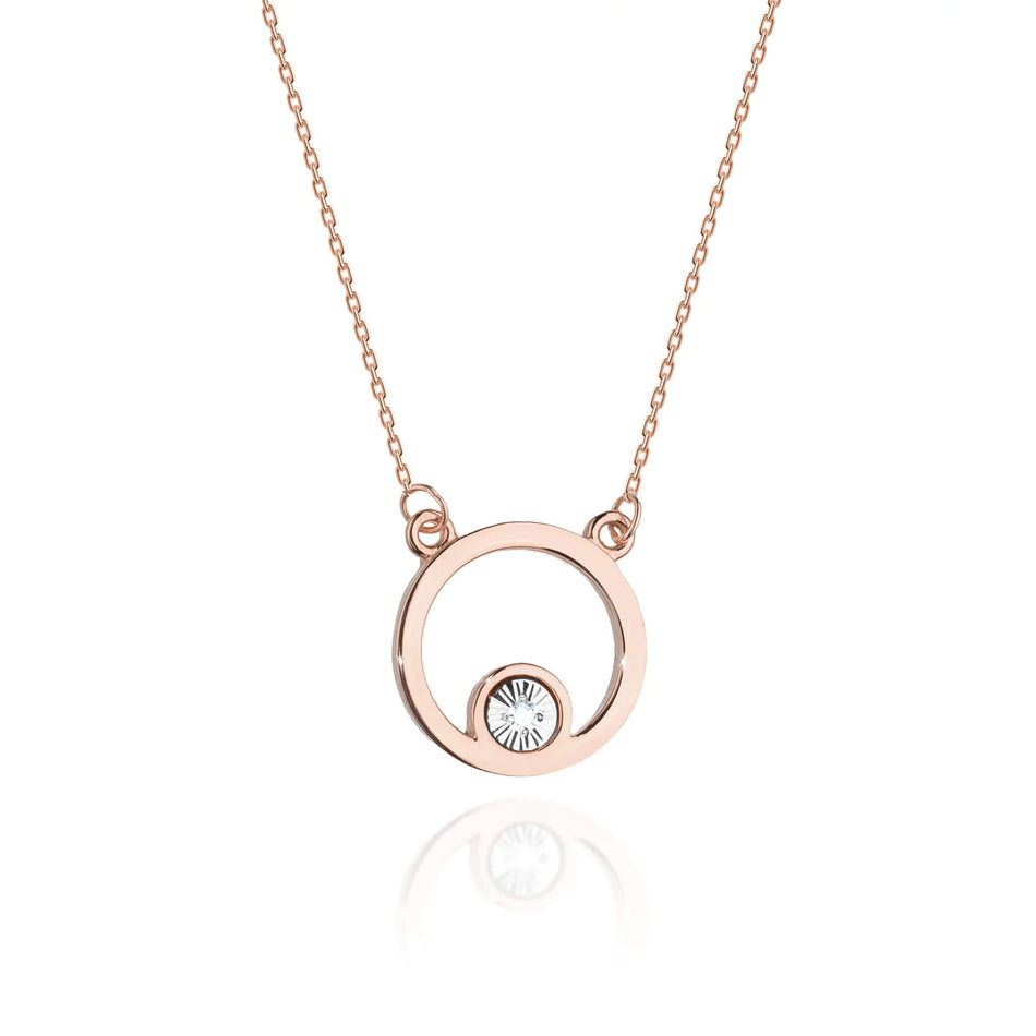 Gold Celebrity Necklace with Diamond Circle