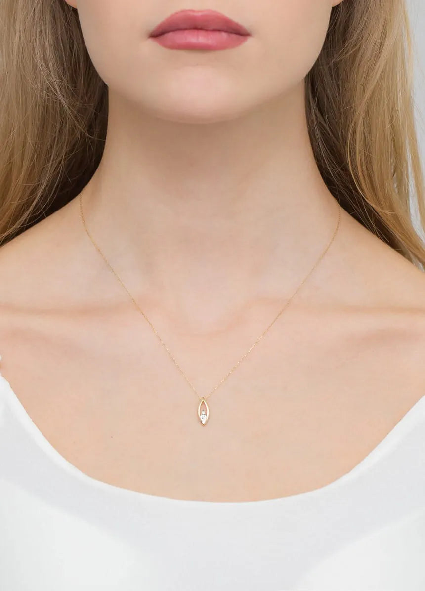 Gold Necklace with 0.079ct Diamonds