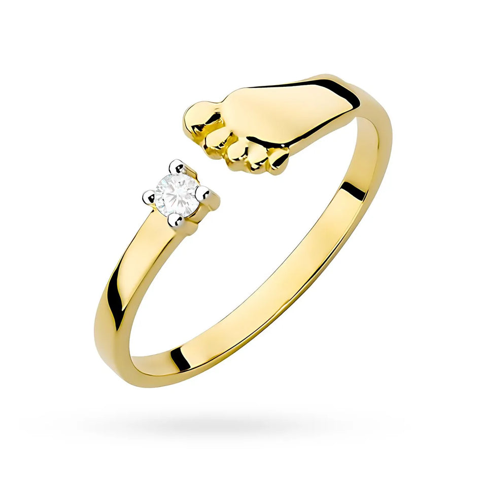 Gold Ring with 0.04ct Diamond Baby Foot