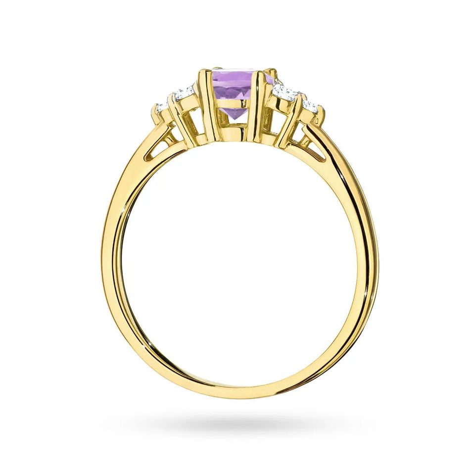 Gold Ring with 0,50ct Amethyst and 6 Diamonds
