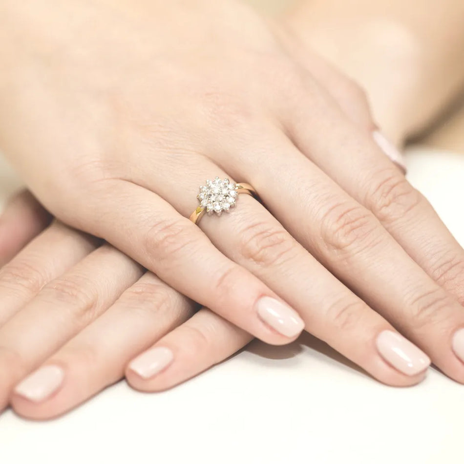 Gold Ring with 0.40ct Diamonds