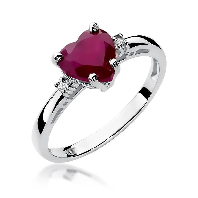 Gold Ring with 1.70ct Ruby and 0.029ct Diamonds
