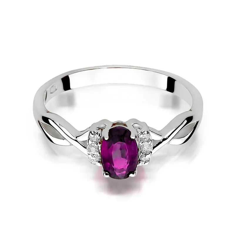 Gold Ring with 0.50ct Rhodolite and 0.052ct Diamonds