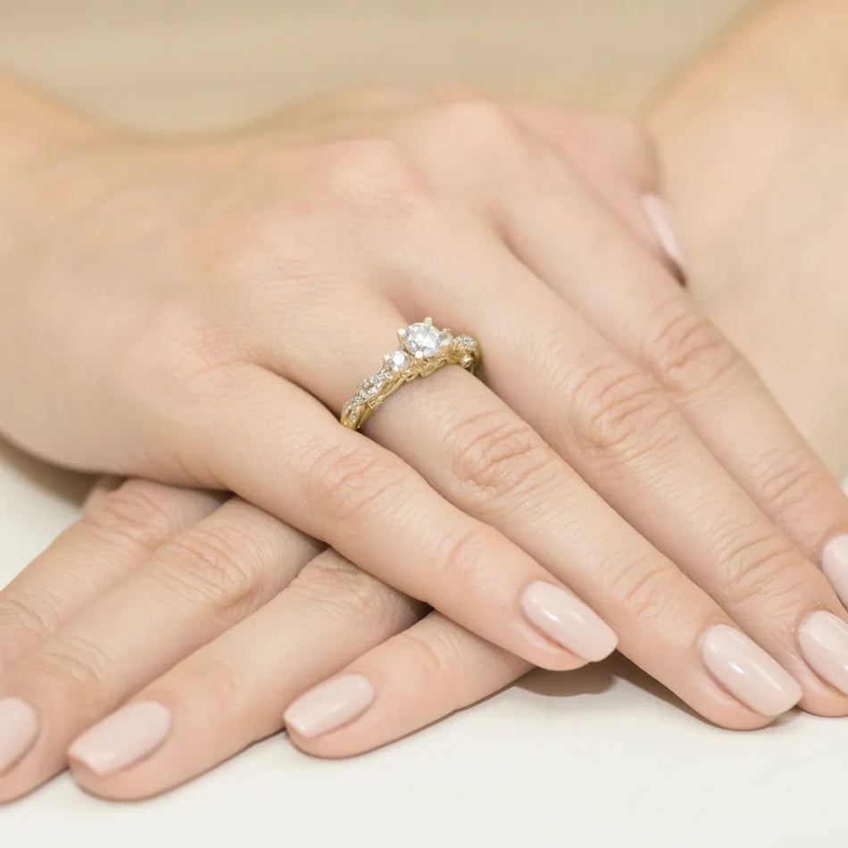 Zlatý prsten s diamanty 0,70 ct a 0,339 ct