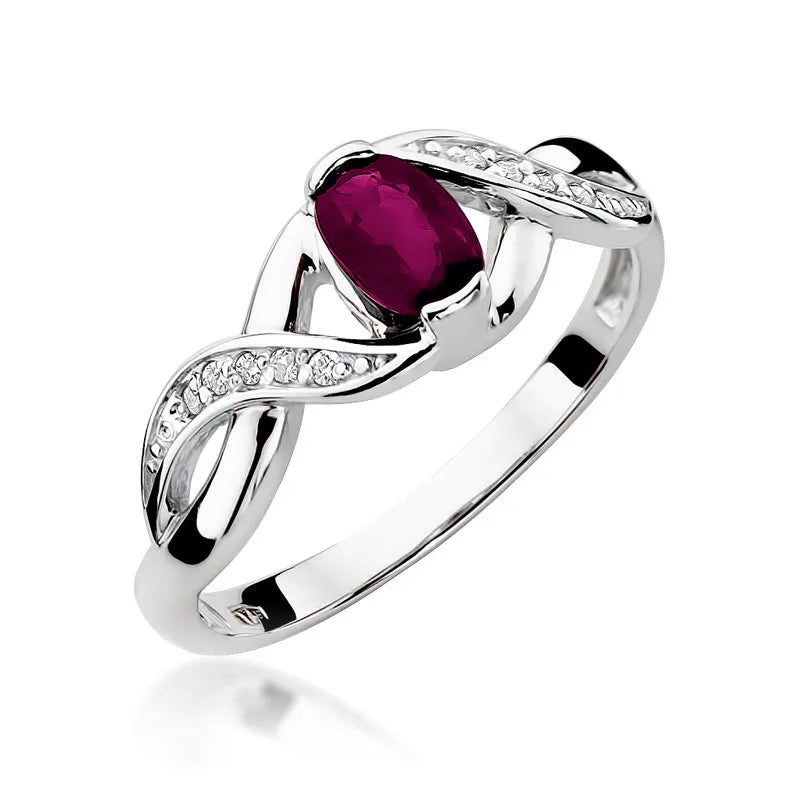 Gold Ring with 0.50ct Rhodolite and 0.05ct Diamonds