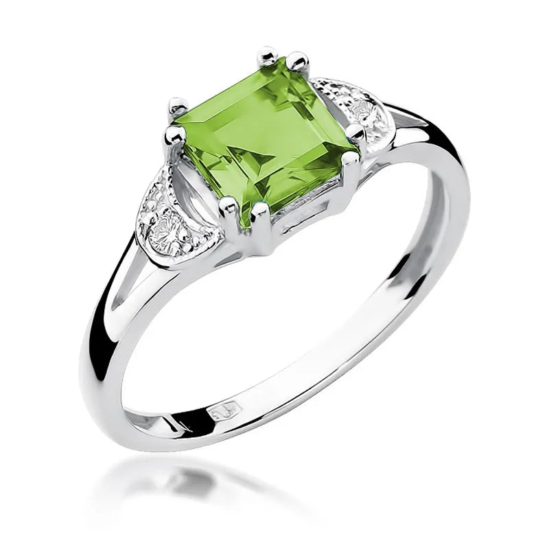 Gold Ring with 1.10ct Olivine and 0.06ct Diamonds