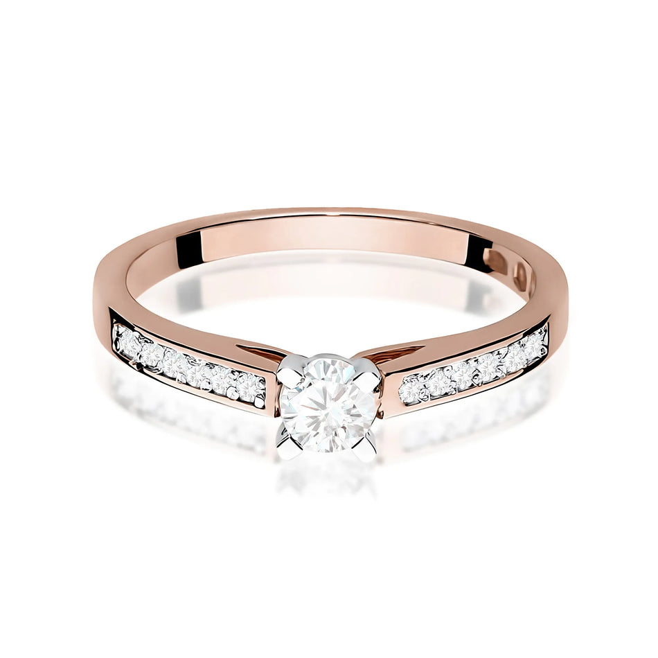 Gold Ring with 0.30ct and 0.06ct Diamonds