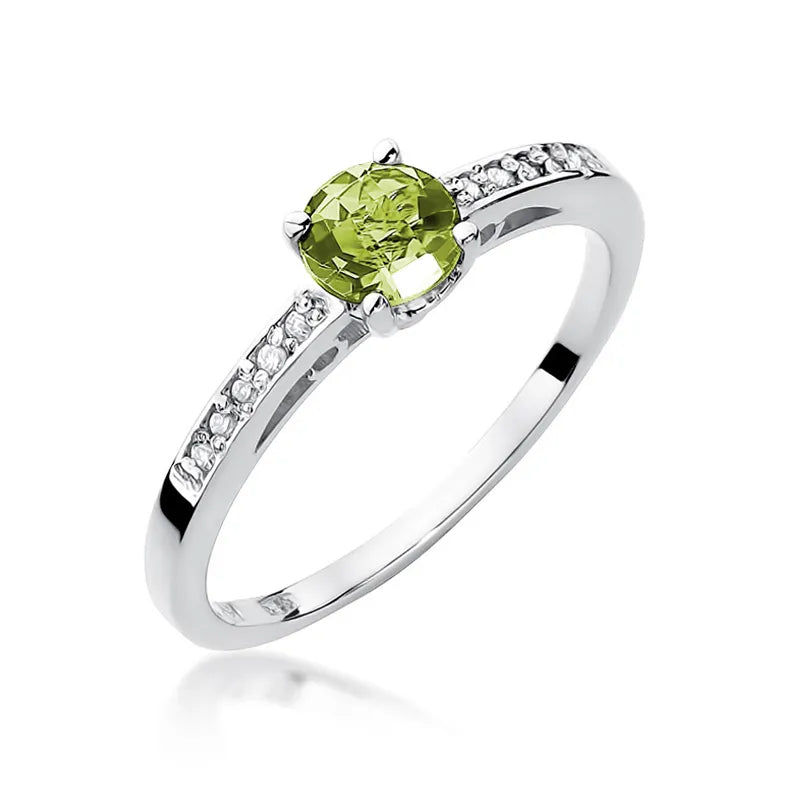 Gold Ring with 0.60ct Olivine and 0.05ct Diamonds