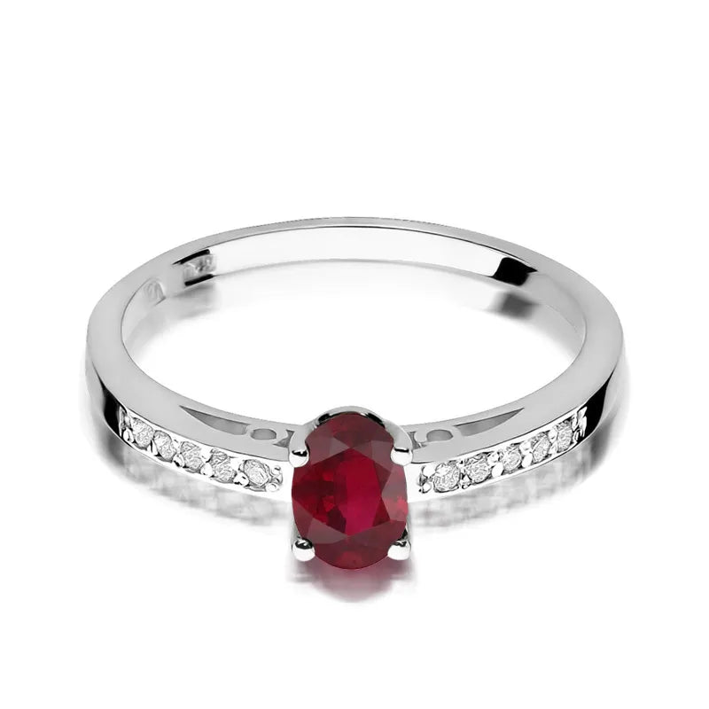 Gold Ring with 0.50ct Rhodolite and 0.05ct Diamonds