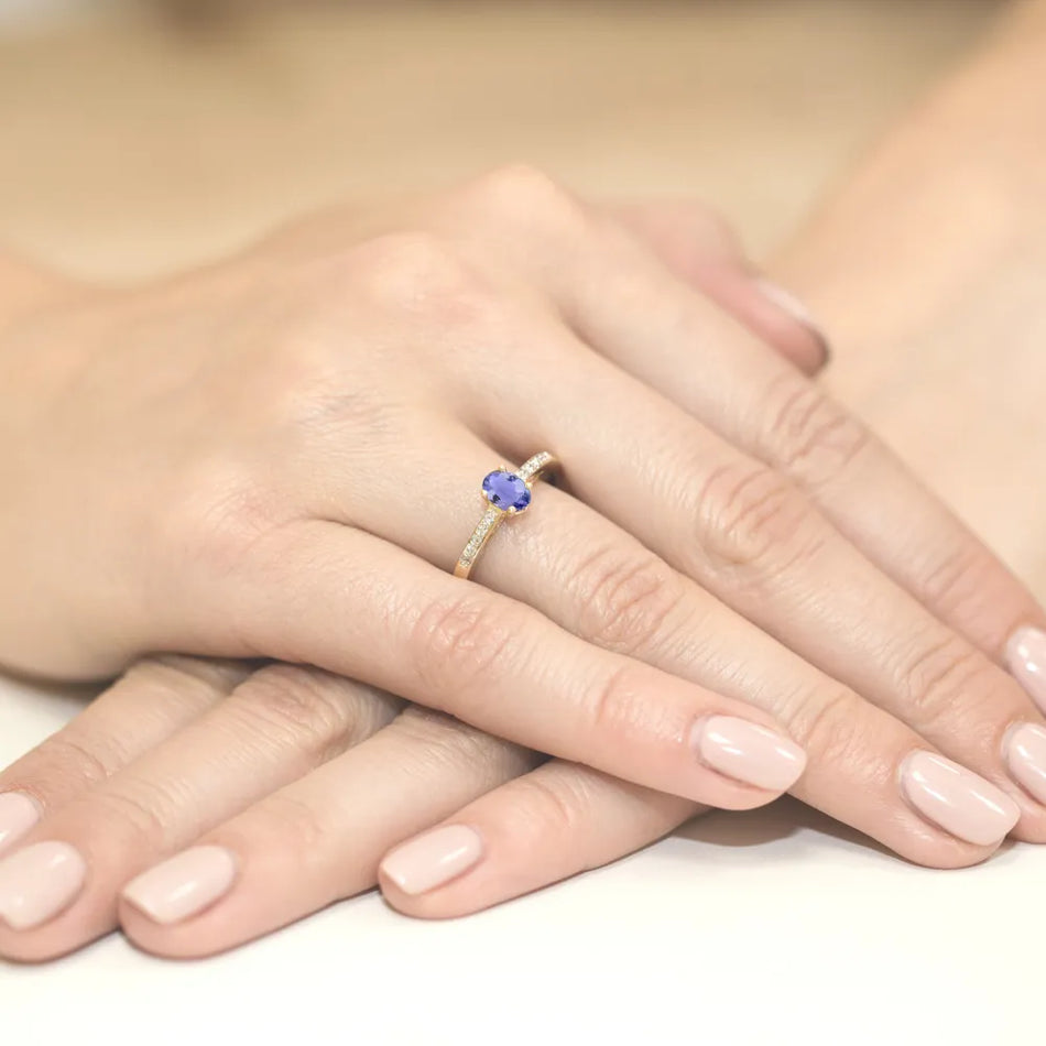 Zlatý prsten s 0,40ct tanzanitem a 0,05ct diamanty