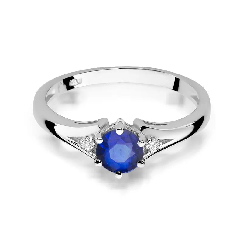Gold Ring with 0.50ct Sapphire and Diamonds