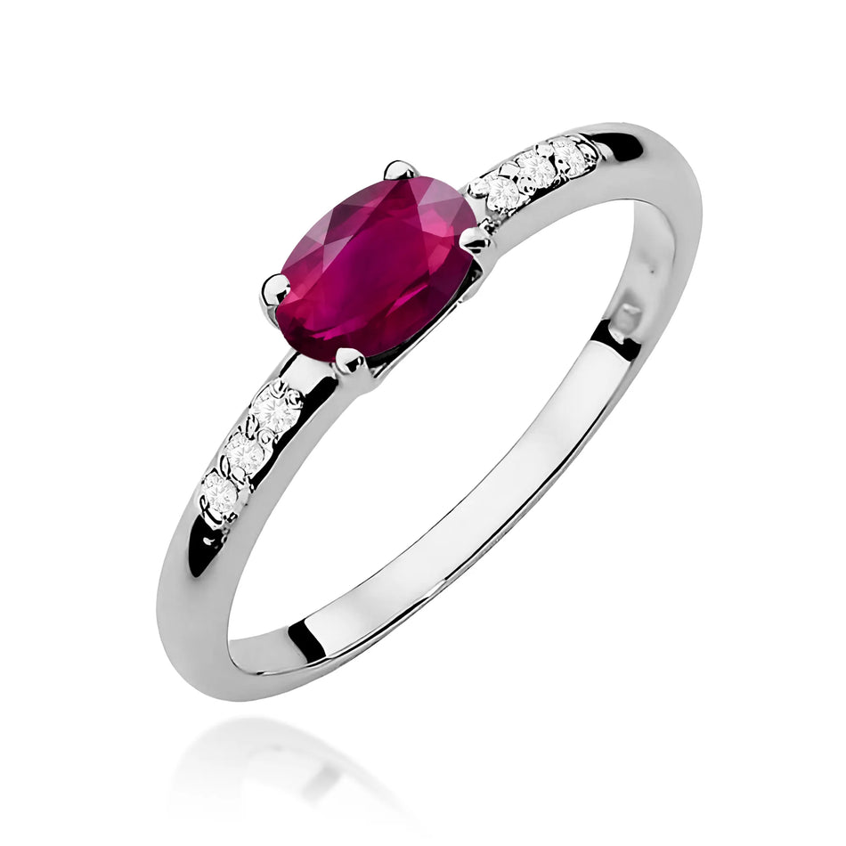 Gold Ring with 0.50ct Rhodolite and 0.03ct Diamonds