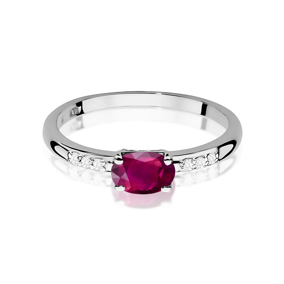 Gold Ring with 0.50ct Rhodolite and 0.03ct Diamonds