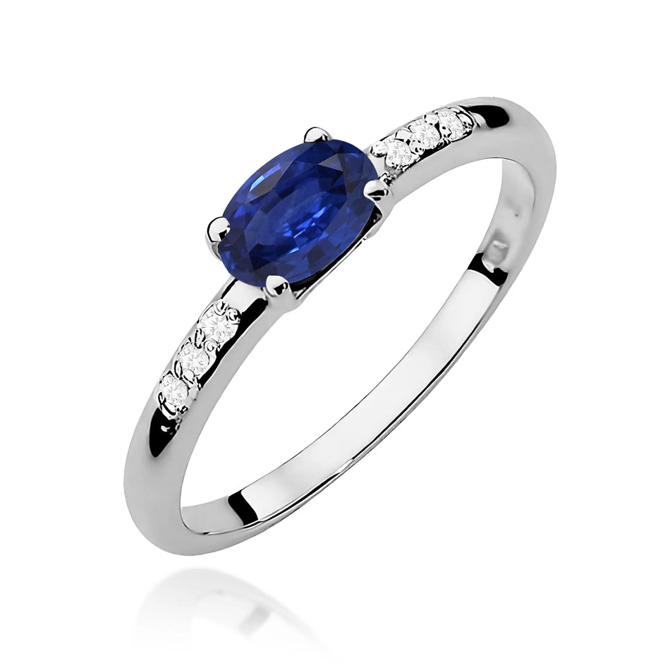 Gold Ring with 0.70ct Sapphire and 0.03ct Diamonds