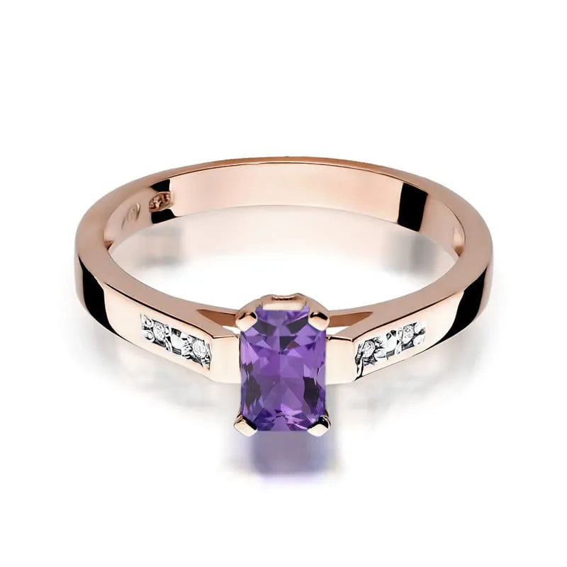 Gold Ring with 0.50ct Amethyst and 0.04ct Diamonds