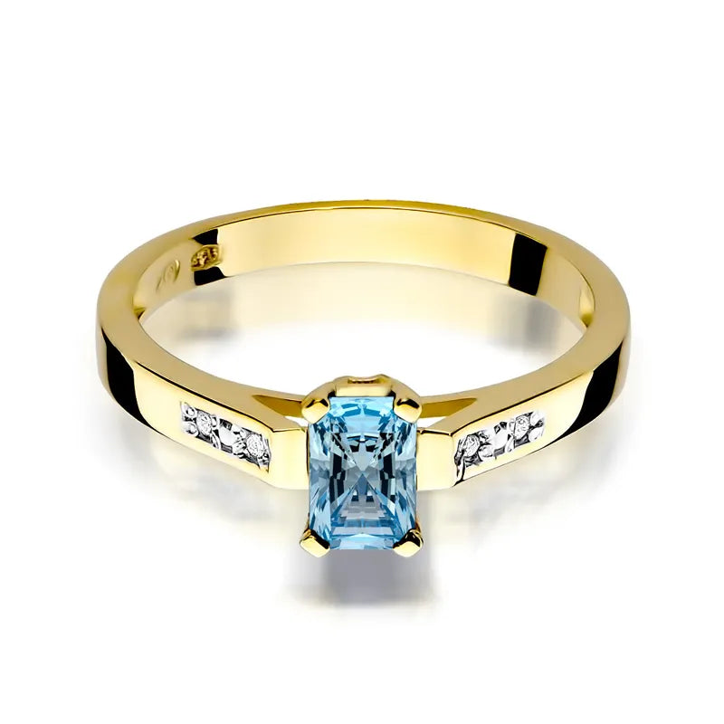 Gold Ring with 0.65ct Topaz and 0.04ct Diamonds