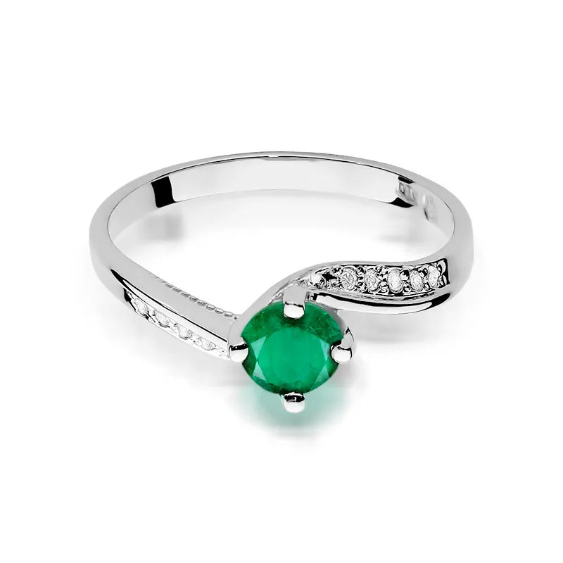 Gold Ring with 0.50ct Emerald and 0.05ct Diamonds