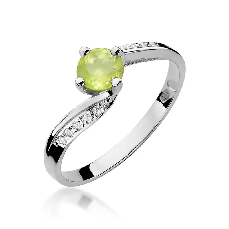 Gold Ring with 0.60ct Olivine and 0.05ct Diamonds