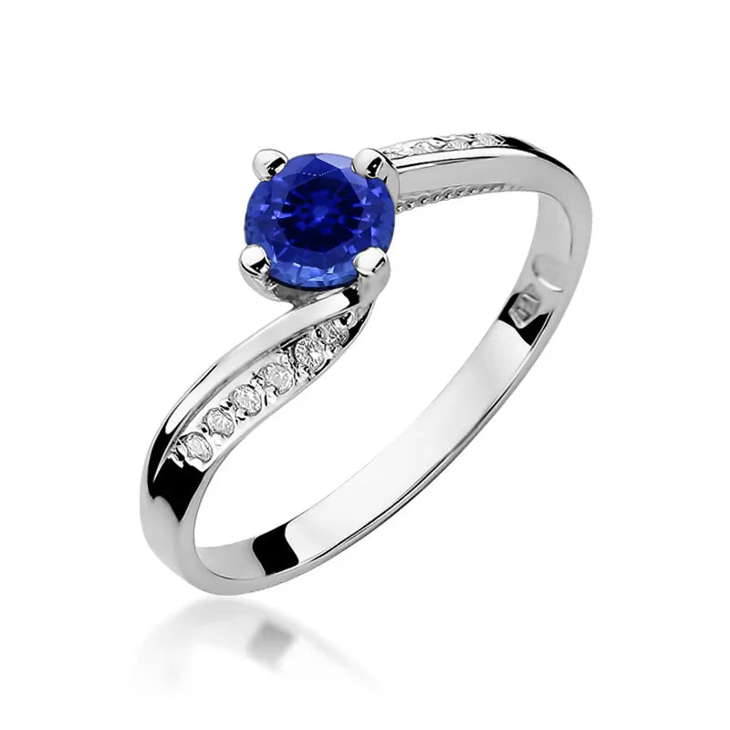 Gold Ring with 0.50ct Sapphire and 0.05ct Diamonds