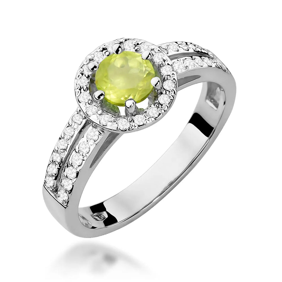 Gold Ring with 0.60ct Olivine and 0.20ct Diamonds