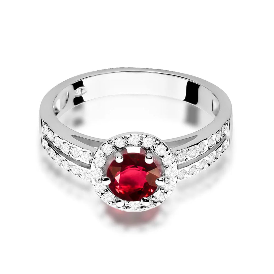 Gold Ring with 0.60ct Ruby and 0.20ct Diamonds
