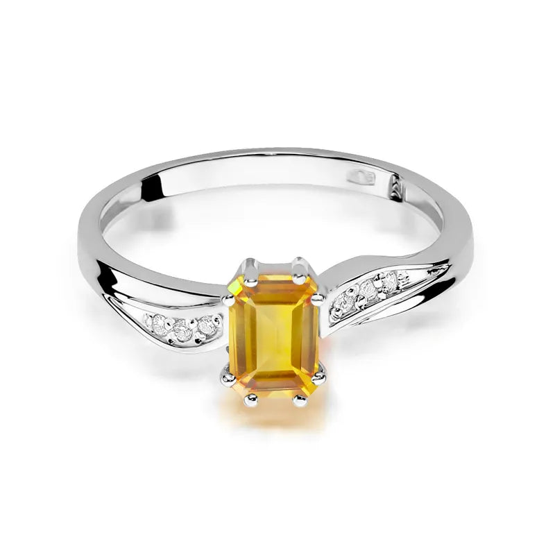 Gold Ring with 0.60ct Citrin and 0.03ct Diamonds