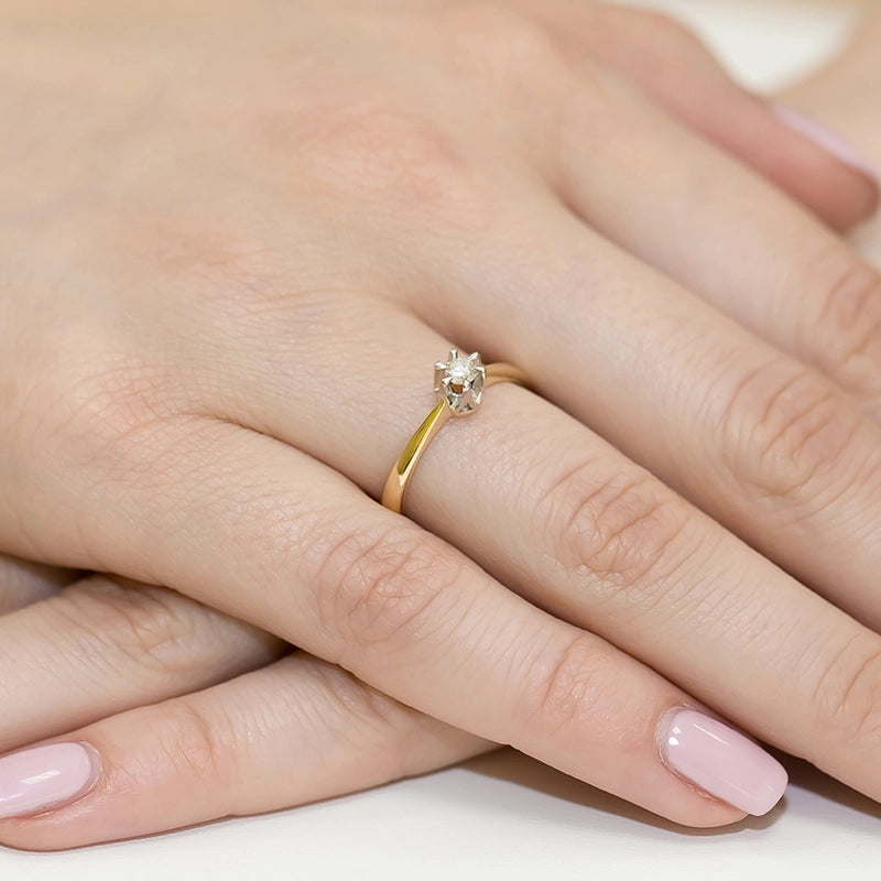 Zlatý prsten s diamantem 0,20 ct