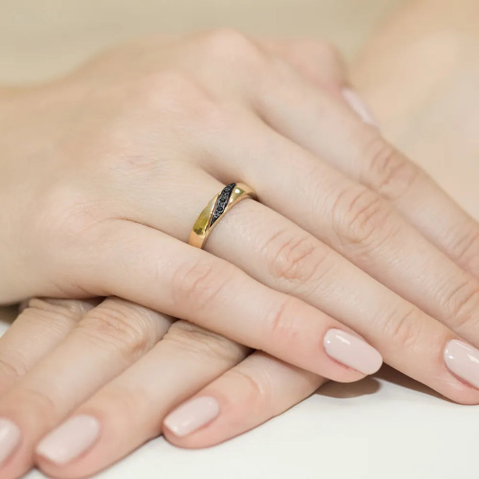 Gold Ring with 0.015ct Black Diamonds