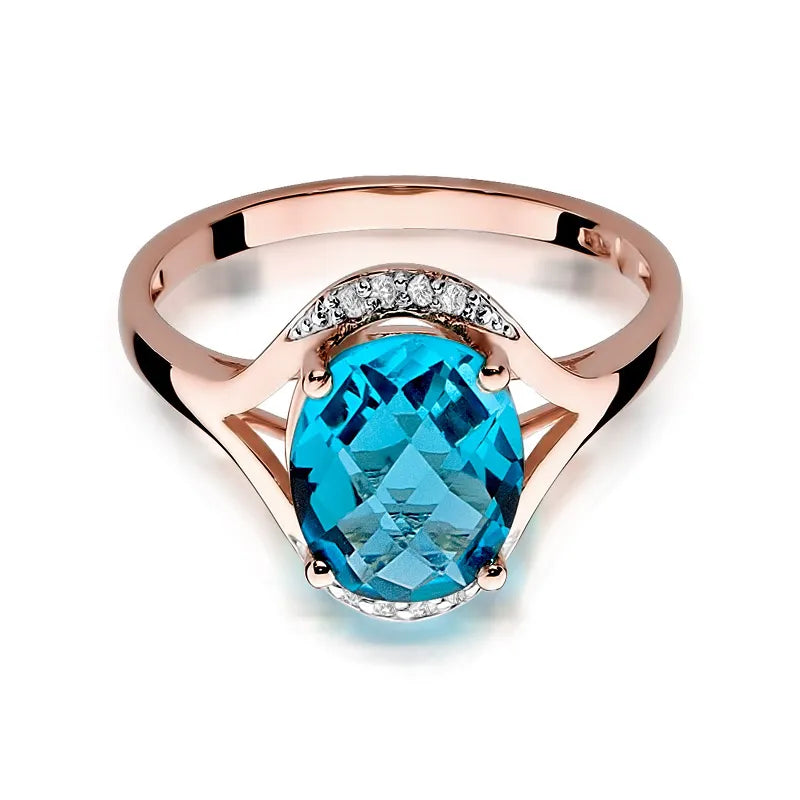 Gold Ring with 3.00ct Topaz and 0.04ct Diamonds