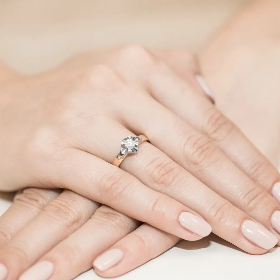 Zlatý prsten s diamantem 0,23 ct