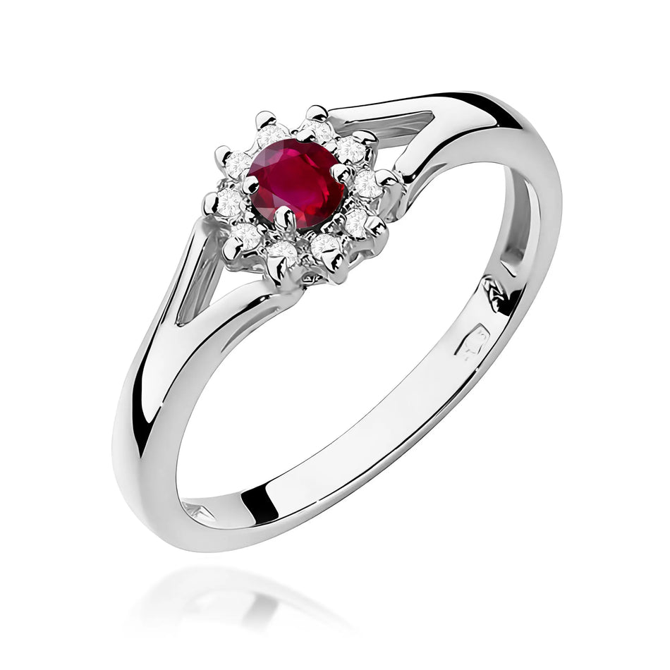 Gold Ring with 0.15ct Ruby and 0.086ct Diamonds