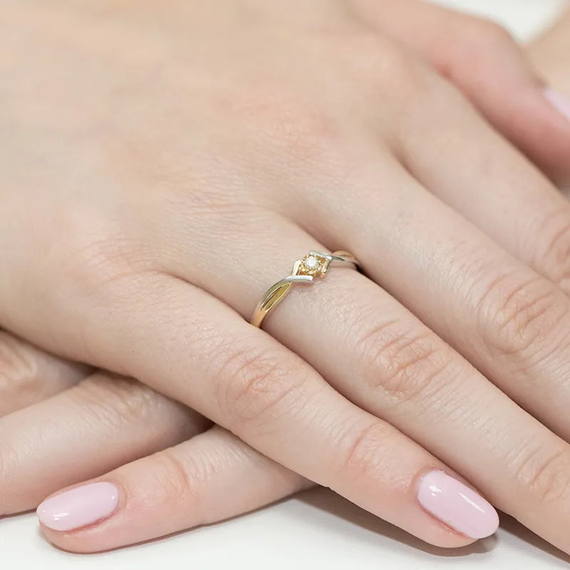 Gold Ring with 0.04ct Diamond