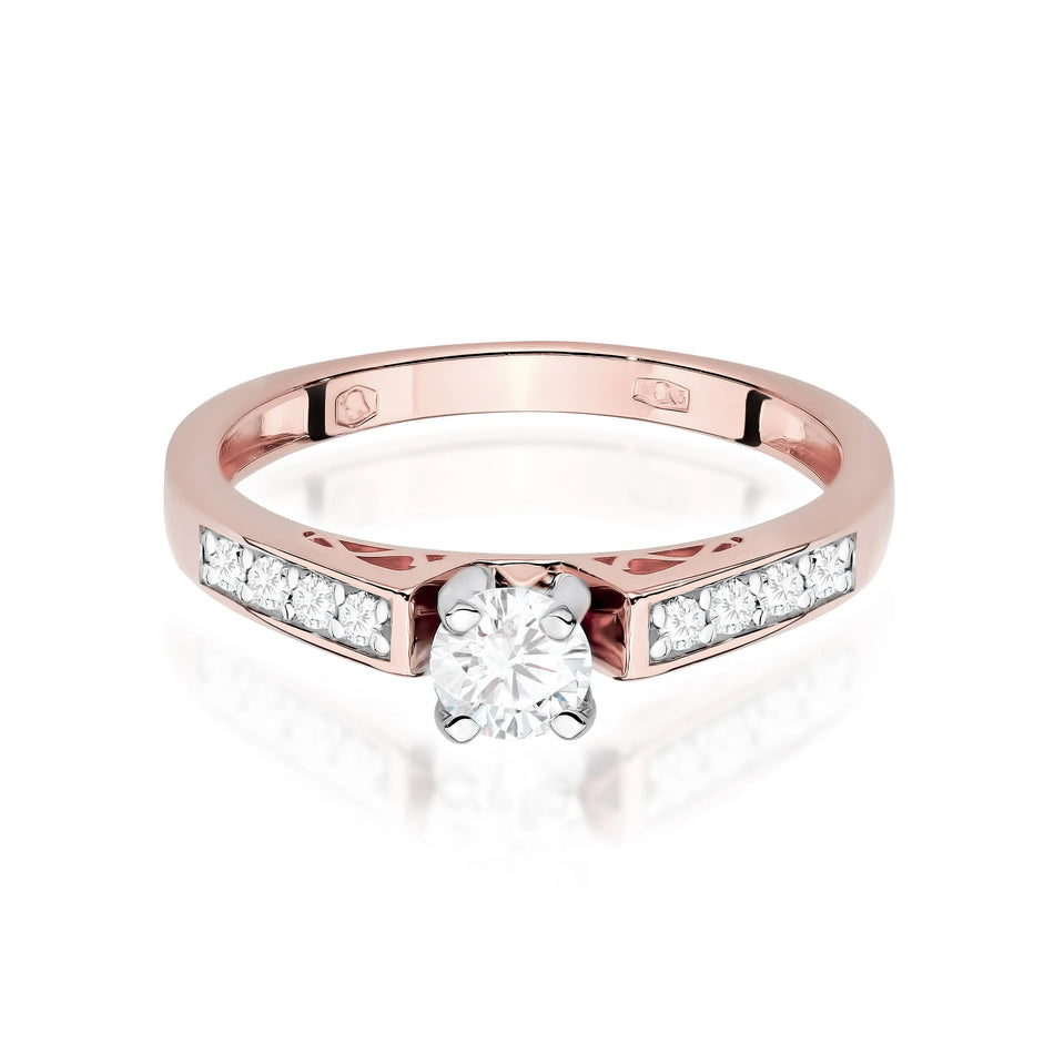 Gold Ring with 0.30ct and 0.116ct Lab-diamonds