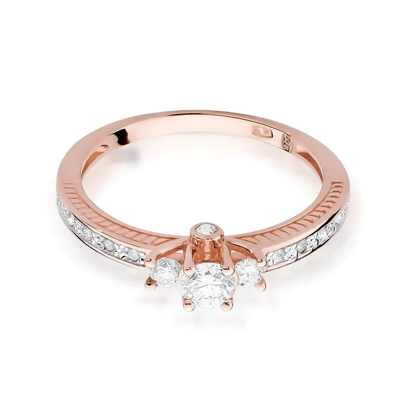 Zlatý prsten s diamanty 0,20 ct a 0,215 ct