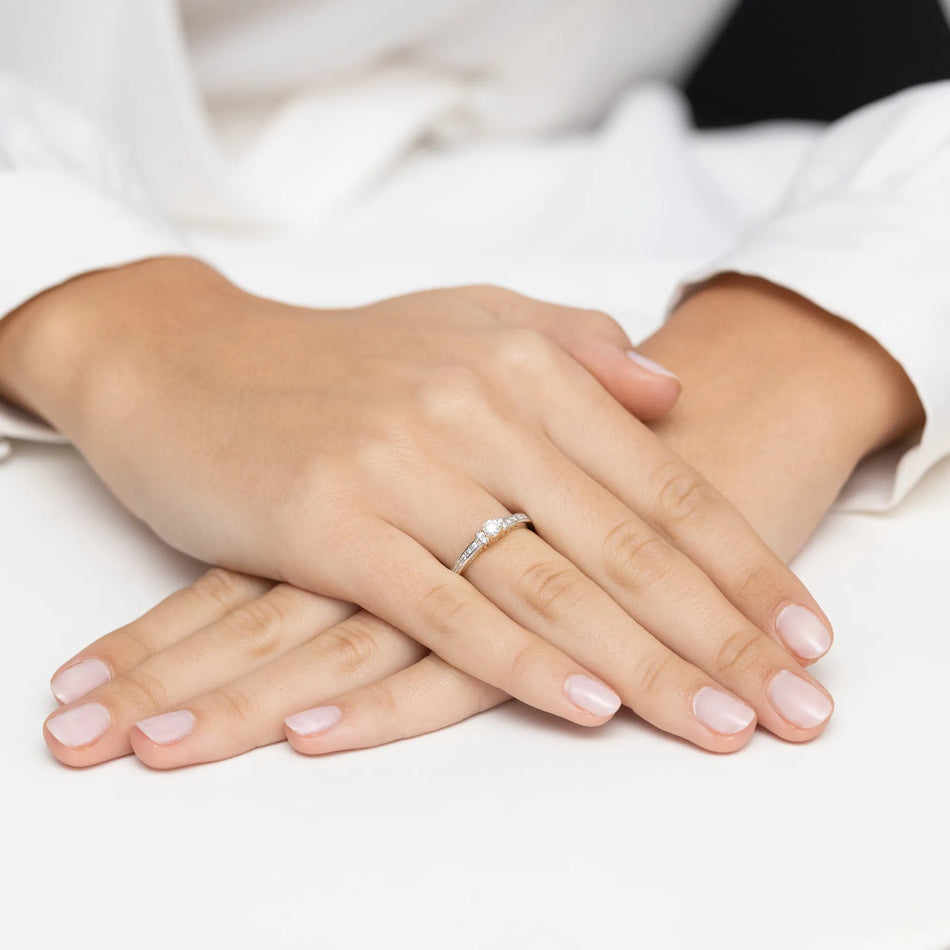 Gold Ring with 0.13ct and 0.104ct Diamonds