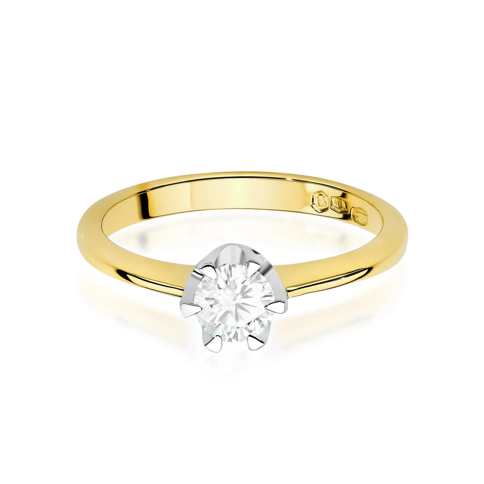 Gold Ring with 0.70ct Diamond