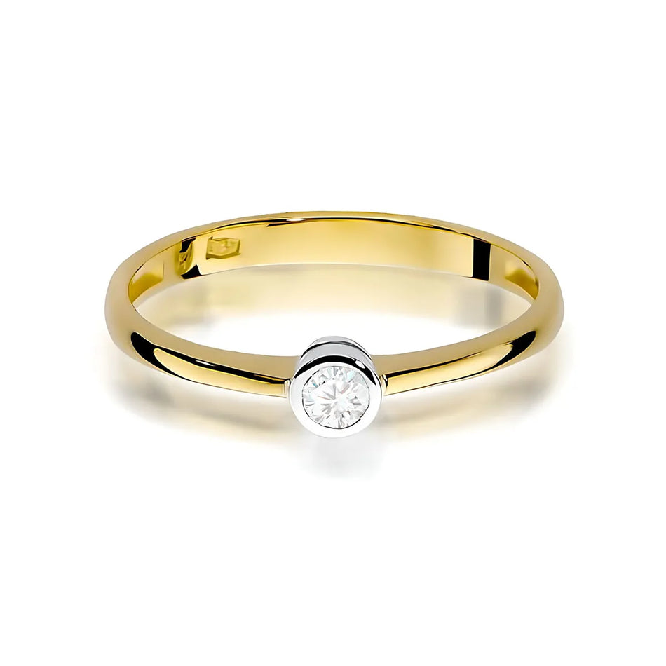 Gold Ring with 0.10ct Diamond