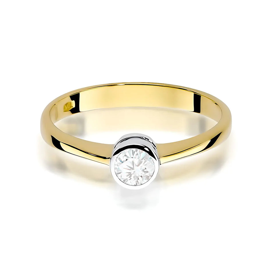 Gold Ring with 0.30ct Diamond