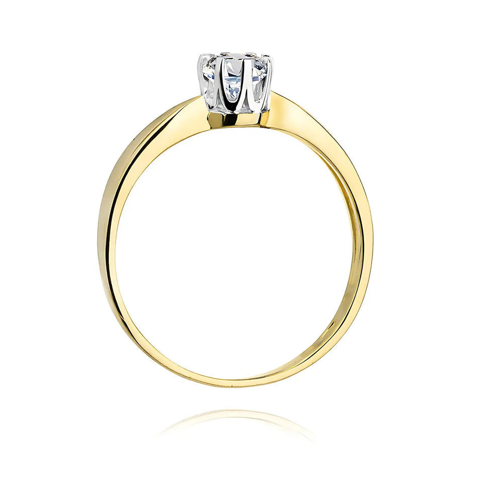 Gold Ring with 0.70ct Diamond