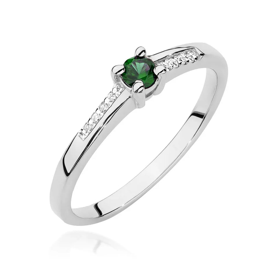 Gold Ring with 0.15ct Emerald and 0.04ct Diamonds