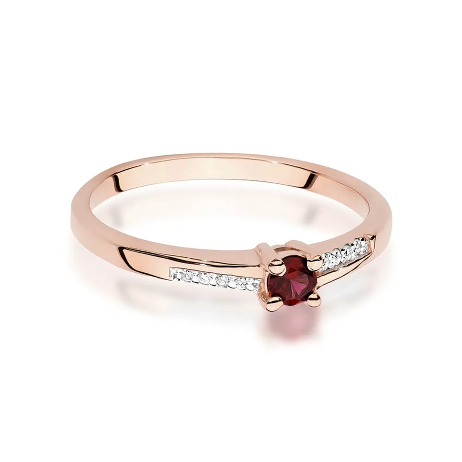 Gold Ring with 0.15ct Ruby and 0.04ct Diamonds
