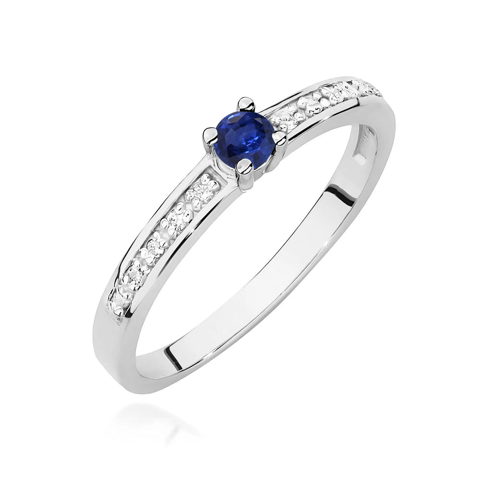 Gold Ring with 0.15ct Sapphire and 0.05ct Diamonds