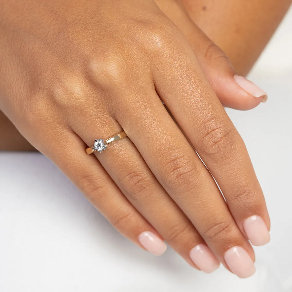 Gold Ring with 0.20ct Lab-diamond