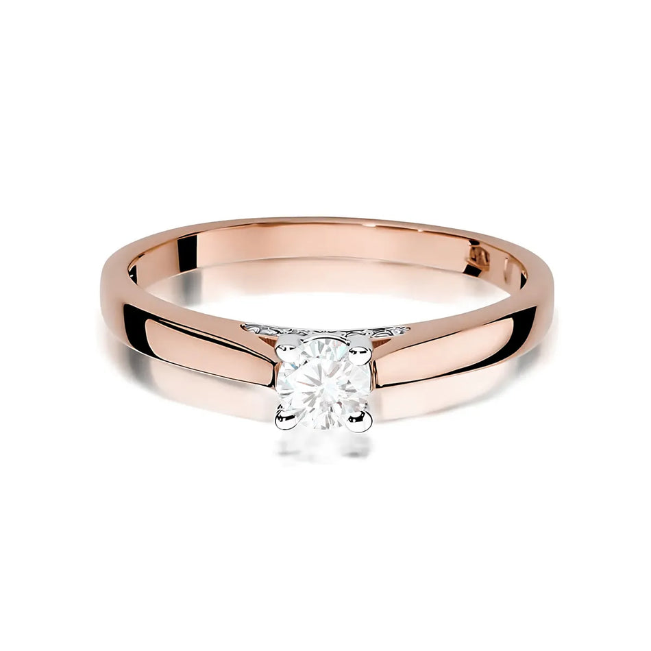 Gold Ring with 0.25ct and 0.05ct Diamonds